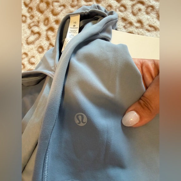 NWT Lululemon Athletica Asymmetrical Soft BlueTop
Women’s Size: 10 - Picture 8 of 9